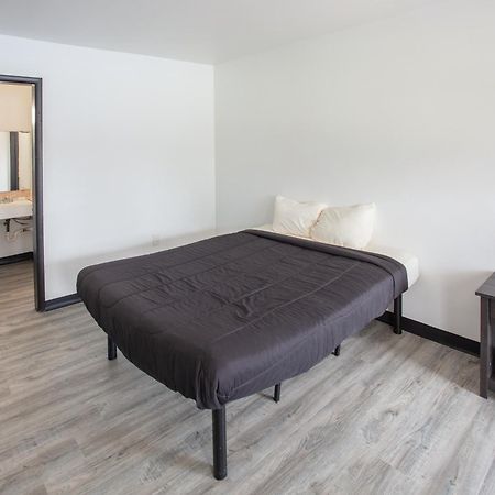 Glenstone Place Extended Stay Motel 斯普林菲尔德 外观 照片