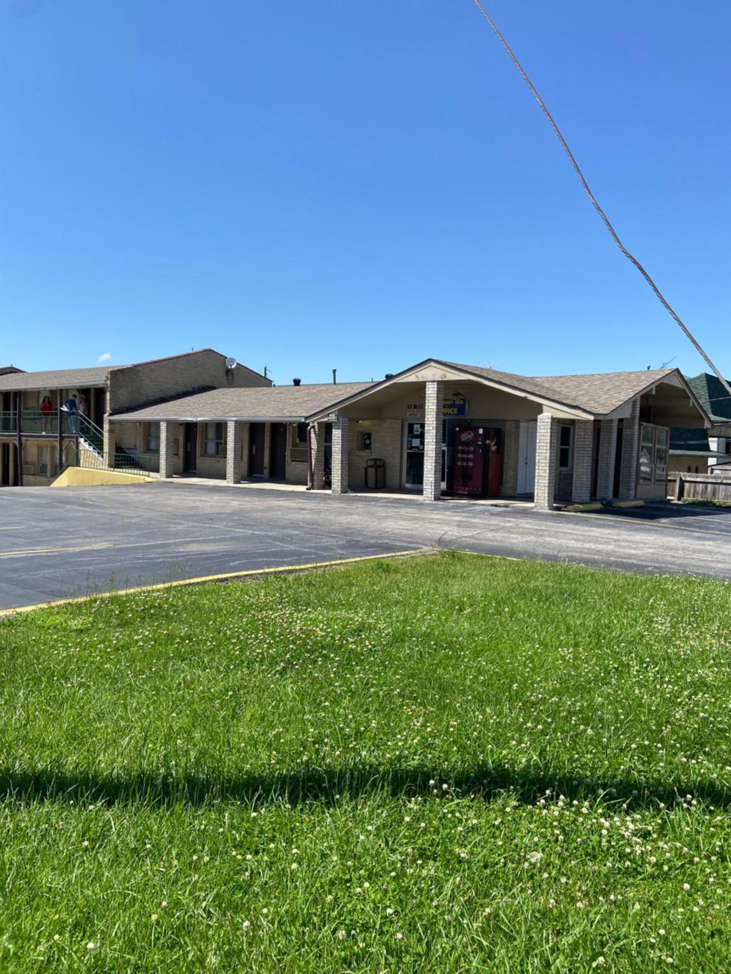 Glenstone Place Extended Stay Motel 斯普林菲尔德 外观 照片